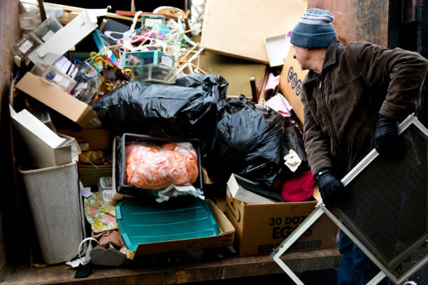 Best Garage Cleanout  in Carthage, MS